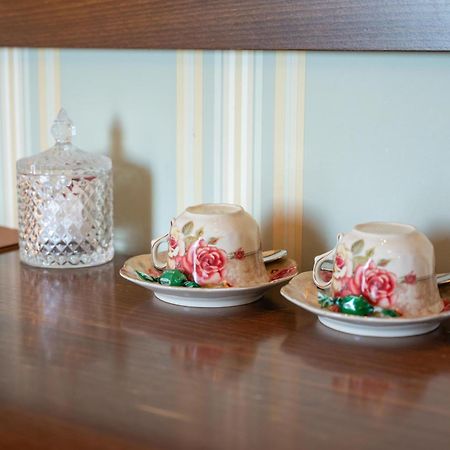 La Boheme Hotel ギシオ エクステリア 写真