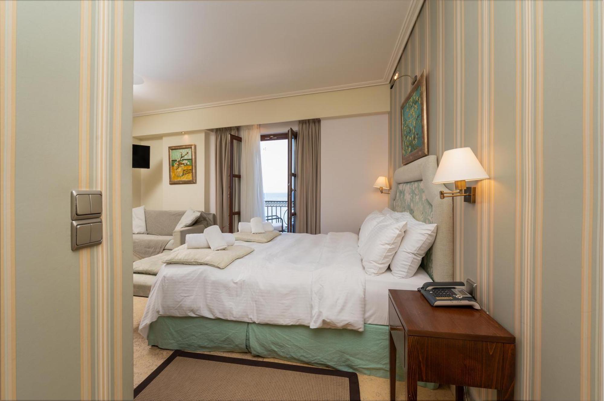 La Boheme Hotel ギシオ エクステリア 写真